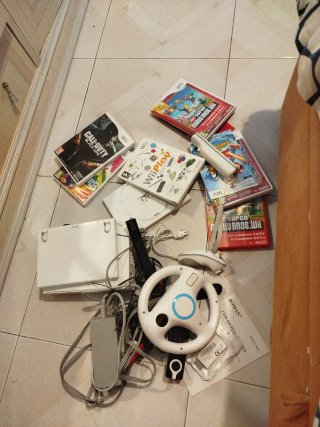 Consola Nintendo Wii con Juegos y Accesorios