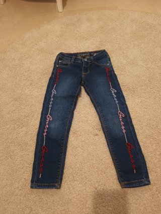 Pantalón vaquero Guess talla 4