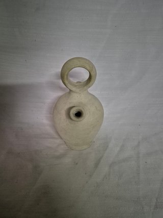 Botijo pequeño de barro