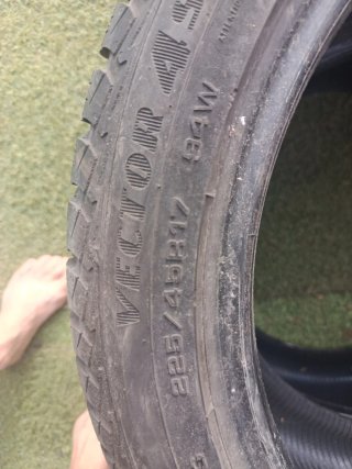 Neumáticos Goodyear Vector 225/45 R17 94W
