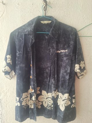 Camisa Rip Curl Negra Estampada Talla L