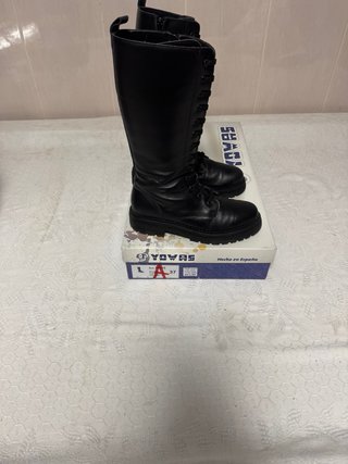 Botas Altas Negras Yowas Talla 37