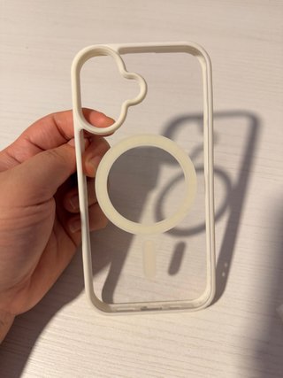 Cover per iPhone 16 con MagSafe