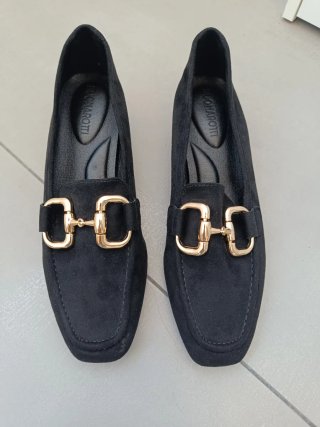 Zapatos mocasines Buonarotti. Talla 37