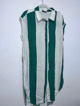 Camisón de rayas verde y blanco