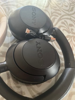 Auriculares Sony Negros totalmente nuevos !
