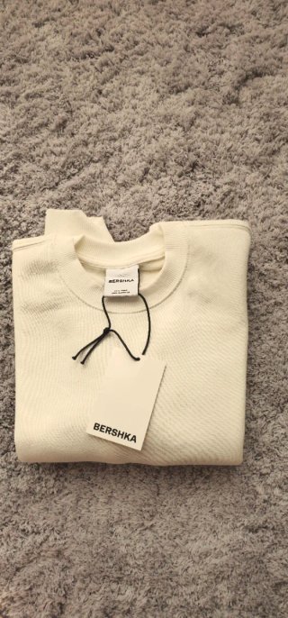 Sudadera Bershka Blanca