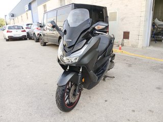 Honda Forza 125 Negra
