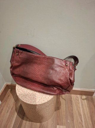 Bolso de Hombro Rojo