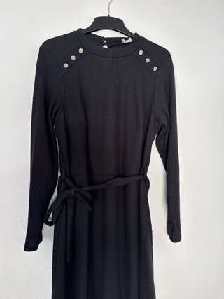 Vestido de punto negro