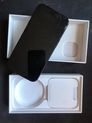 iPhone 15 Nero