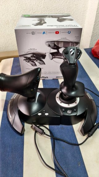 Thrustmaster T.Flight Hotas One (Xbox/PC)