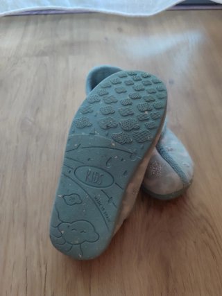 Zapatillas de casa infantiles talla 29