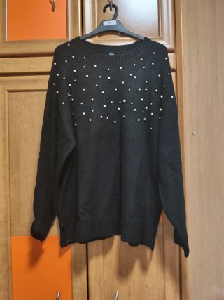 Jersey Negro con Perlas