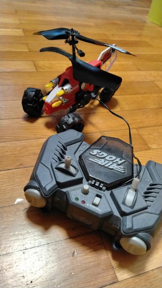 Juguete coche helicóptero Airhogs teledirigido