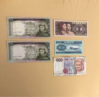 Lote de 5 Billetes Internacionales