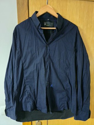 Camisa Uweprojekt azul y negro Talla XL