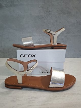 Sandalias Geox Sozy S Plateadas Talla 38