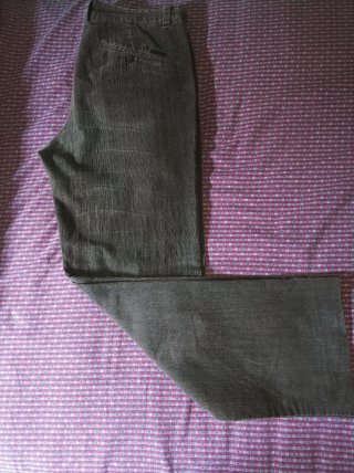 Pantalón de pana marrón marca Caramelo