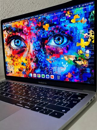 MACBOOK PRO
