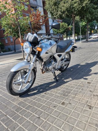 Honda CBF250