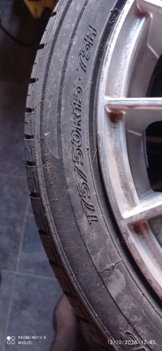 4 Llantas de Aluminio con Neumáticos 175/50R15 75H