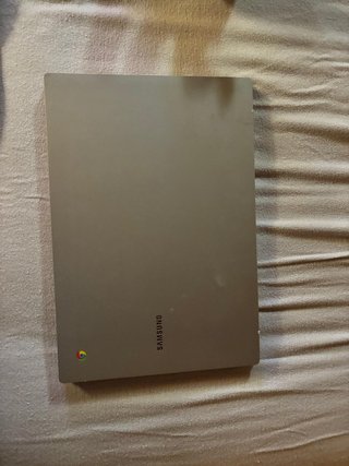 Samsung Galaxy Chromebook Go