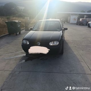 Volkswagen Golf 2002