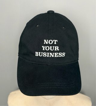 Gorra Negra Bordada Bershka - Nueva con Etiquetas
