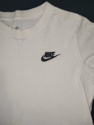 CAMISETA NIKE BLANCA