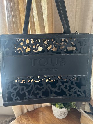 Bolso Tous Negro con Motivo de Ositos
