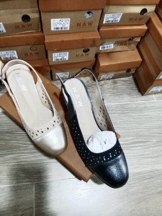 Lote 5 pares de Zapatos de señora N.A.W