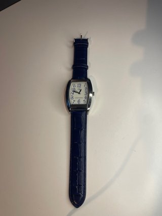 Reloj DBS con correa azul