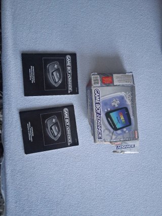 Scatola e manuali Game Boy Advance