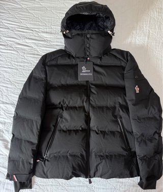 Chaqueta de plumas Moncler Negra