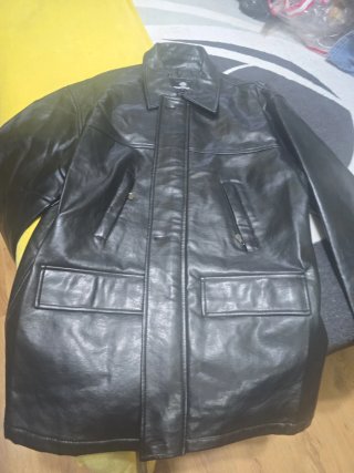 Cazadora de piel negra estrenar