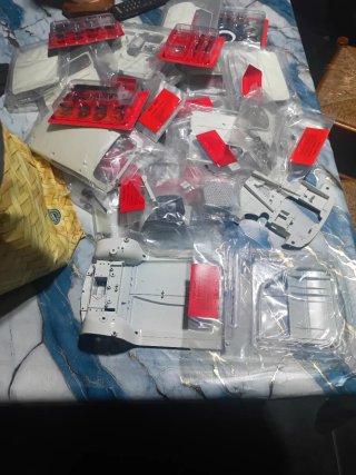 Piezas para maqueta Seat 600