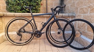 Bicicleta Gravel Megamo Jakar 30 + Ruedas Extra