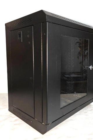 Armadio Rack 10 7U e Presa 3 Tomas