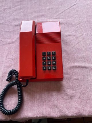 Teléfono Fijo Antiguo Rojo