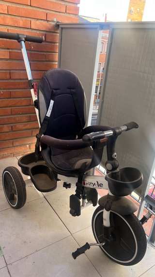 Triciclo Infantil con Asa de Empuje
