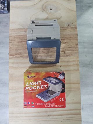 Lupa Light Pocket per Game Boy Pocket