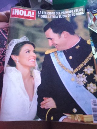 Revista !Hola! Boda de los reyes  mas extra