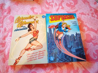 Supergirl y Wonder Woman Archivos DC