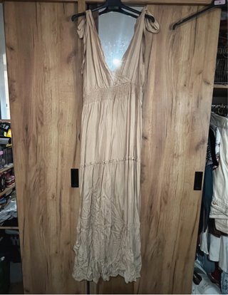 Vestido Largo Beige