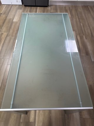 Mesa de comedor de cristal