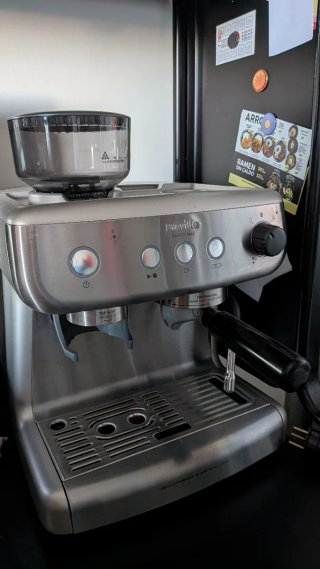 Cafetera Breville Barista Max