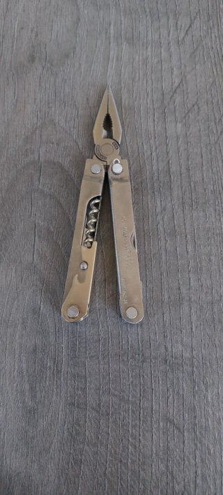 Leatherman Flair