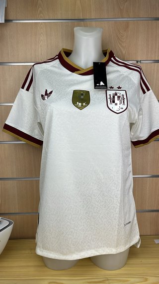 Camiseta con logos