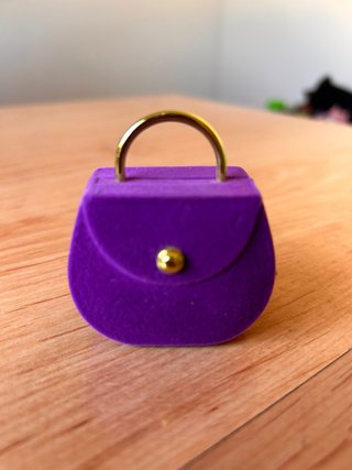 Caja para Joyas con Forma de Bolso